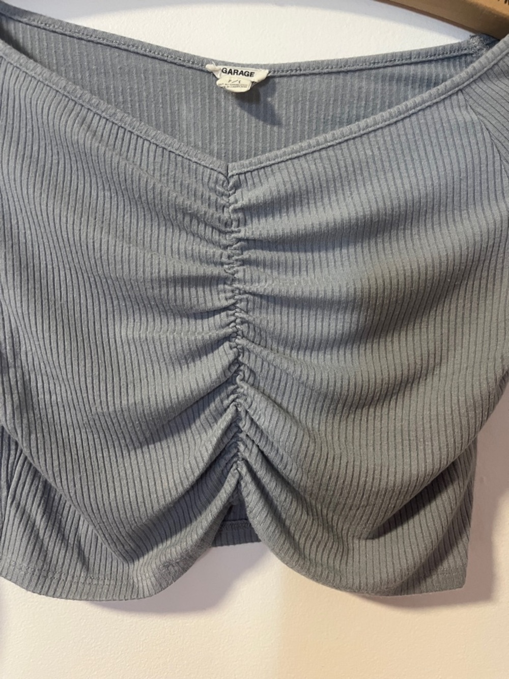 Garage Ribbed Ruched Long-Sleeve Crop Top - Gray Small - Picture 4 of 4